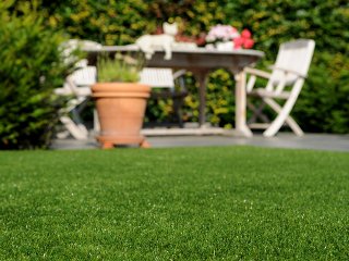 erba sintetica per giardini privati