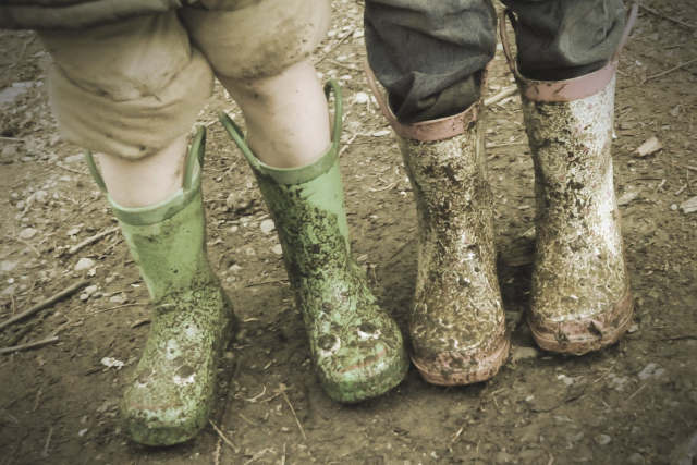 muddy wellies kids in muddy wellies
