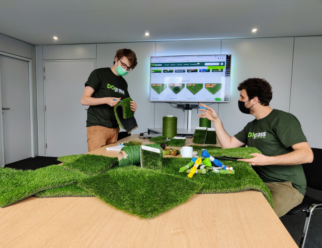 What types of artificial grass are there?